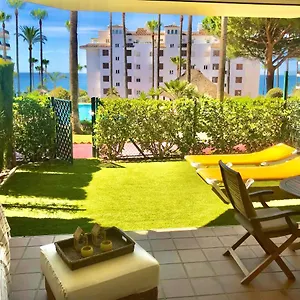  Apartment Mi Capricho, Beachfront, Grownfloor, Private Garden & Terrace